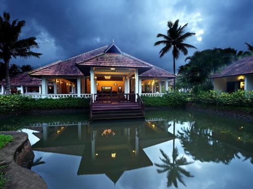 Abad Whispering Palms Kumarakom
